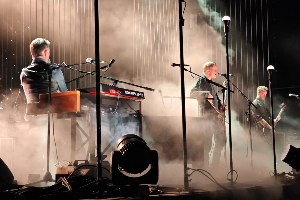 Tra un faro e una crociera, la prima volta dei Sigur Ros in Puglia